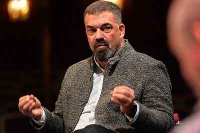 Intendant Sergio Raonic Lukovic, hier bei einem früheren Pressegespräch, sagt, dass Attilio Tomasello seine Verpflichtungen und Projekte am Mittelsächsischen Theater bis zum Ende der Spielzeit in vollem Umfang und in gewohnter Qualität weiterführen wird.