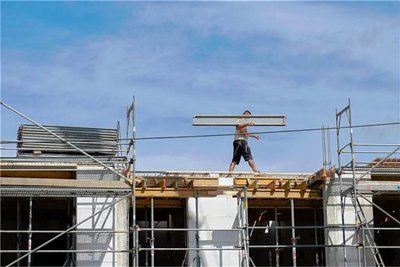 Für den Bau von bezahlbaren Wohnungen fordert die Gewerkschaft IG Bau mehr öffentliche Mittel. 