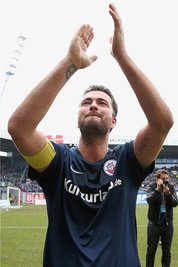 Hobbyfußballer: Rapper Marteria bei einem Benefiz-Spiel. 