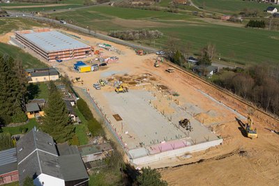 Der Bach soll das neue Marktgelände in Rohren durchfließen, sagt der Stadtrat.