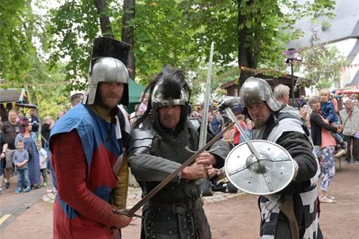 Auch in diesem Jahr sind die Akteure des Thüringer Ritterordens „Die Ritter des Löwen“ wieder mit vertreten.