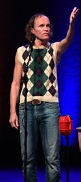 Comedian und Kabarettist Olaf Schubert bei seinem Auftritt im Natur-theater in Bad Elster. 