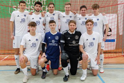 So lief der 1. FC Wacker Plauen in der Zwischenrunde auf: Hinten von links: Lenny Finn Kölbel, Arthur Körner, Sebastian Heinze, Maximilian Otto, Lucas Walter, Maximilian Jarocki, vorn von links: Davis Strobel, Lenny Hommel, Markus Löffler, Franz Hohmuth.