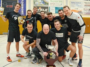 Nichts verlernt: Die Weißenborner A-Jugend-Mannschaft von 2002 hat vorige Woche das Vereinsturnier des SV Rotation gewonnen. 