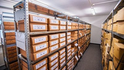 Zahlreiche Akten aus 41 Kommunen des Erzgebirgskreises, hier die aus Wolkenstein, lagern im Kreisarchiv.