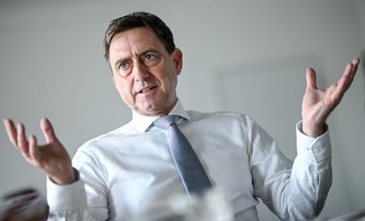 Der Chef des Kassen-Spitzenverbands, Oliver Blatt, sieht den Bund und die Pharma-Branche am Zug. (Archivbild)