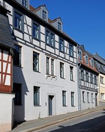 Das sanierte Gebäude an der Ernst-Thälmann-Straße in Lichtenstein. 
