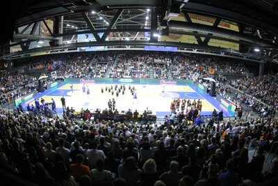 Bisher spielten die Niners sieben Mal in der Messe - so wie hier gegen die Gotha Rockets im April 2017 - und lockten dabei durchschnittlich 4600 Besucher an.