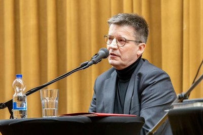 Tritt Horst Kretzschmann, der Ex-Bürgermeister von Auerbach, wieder an? Antwort: unklar.