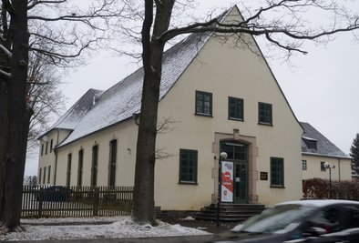 Da das Teilvorhaben Sanierung Goethehalle als eine Einrichtung des Gemeinbedarfs eingestuft wurde, fließt dafür Fördergeld.