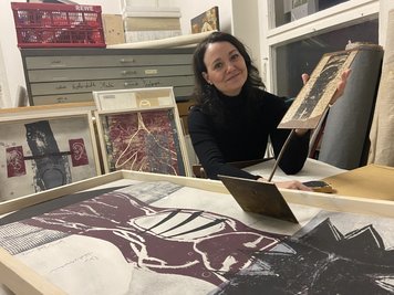 Sandra Schreiber-Dick hat eine digitale Retrospektive für Künstler Georg Dick ins Leben gerufen.