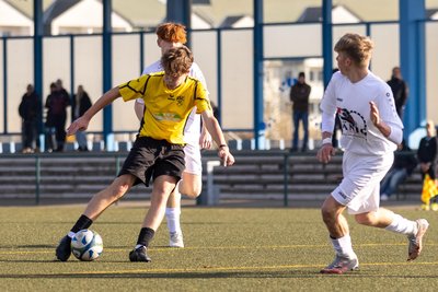 Maß genommen: Maximilian Kirst erzielte im Spitzenspiel gegen Barkas Frankenberg das 1:0 für den BSC-Nachwuchs und traf in der Nachspielzeit auch zum 3:1-Endstand.