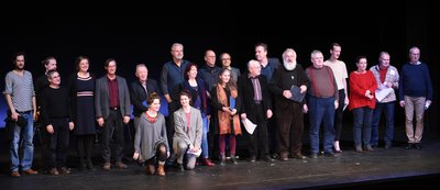 Ehemalige und aktuelle Schauspielerinnen, Schauspieler, Regisseure und Intendanten des Chemnitzer Theaters standen am Freitag im Schauspielhaus auf der Bühne.