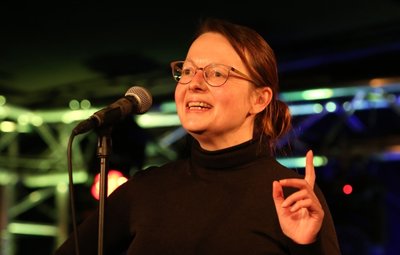 Madeleine Tost begeisterte mit Witz. Ihr Referat über Artenvielfalt kam an. 