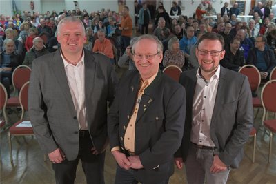 Andrè Erler, Gunther Zschommler und Rolf Weigand (von links) waren zur Wahl in Großschirma angetreten.