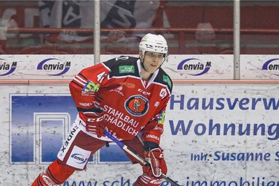 Filip Reisnecker hat zuletzt in der Top-Reihe neben Scott Timmins und Mathieu Lemay gestürmt. 