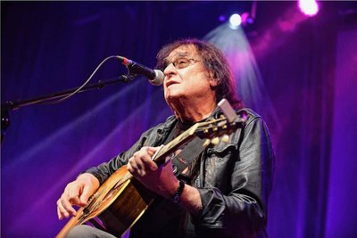 Andrea und Steffen Rabe sind auch Fans von Dieter "Maschine" Birr, hier im Januar beim Konzert mit Hasbe im Tivoli. 