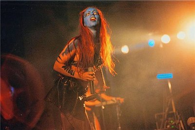 Der teils barbusige Auftritt der Band Rockbitch in den 1990er-Jahren im Tivoli Freiberg war ein kleiner Skandal. 