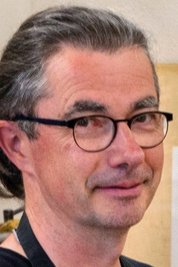Rolf Büttner - Leiter der Oederaner Volkskunstschule