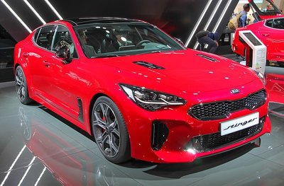 Ein Kia Stinger ist in der Nacht zu Dienstag vom Gelände eines Autohauses in Stollberg gestohlen worden. Wert: Rund 50.000 Euro.