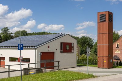 Das Feuerwehr Depot in Neustadt erhält eine Fertigteilgarage.