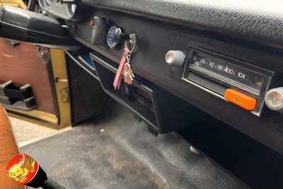 Spartanisch: Das Radio im Wartburg 353 von Lukas Heinig aus Rochlitz.