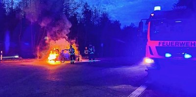 Der Brand ereignete sich am Montagmorgen an der B 173. 