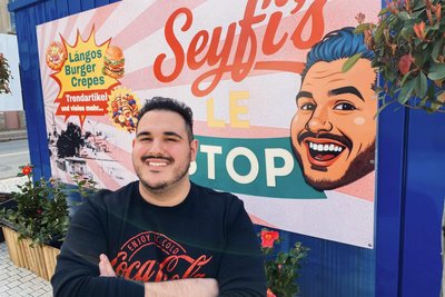 Macht Appetit auf die Eröffnungsparty in Lengenfeld. Seyfi Wappler rockt bald das neue Imbiss-Angebot auf dem neuen Tischendorfplatz.