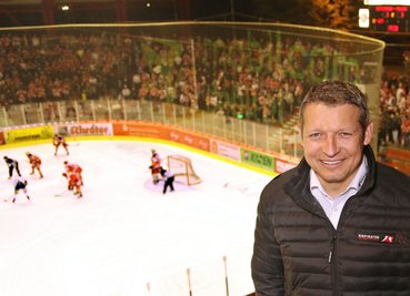 Gesellschafter Ronny Bauer kritisiert die Art und Weise, wie Mario Richer seinen Abschied aus Crimmitschau mitgeteilt hat.