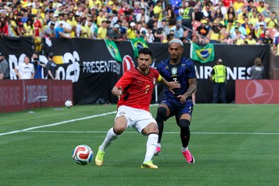 Ohne Sterne durch die WM: Ägyptens Mittelfeldspieler Mahmoud Hassan Trezeguet (l). (Archivbild)