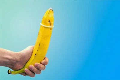 Humor hilft, aber das Thema Aufklärung muss heute nicht allein am heimischen Küchentisch abgehandelt werden. In den sozialen Medien gibt es mittlerweile gute Informationsangebote. 