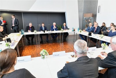 Im Gespräch mit dem Bundespräsidenten ging es bei FCM unter anderem um die Fachkräftegewinnung. 