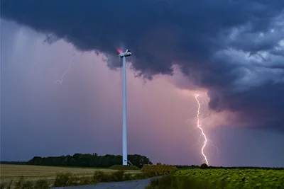 Am Samstag drohen auch in Sachsen Gewitter mit Starkregen und Hagel.