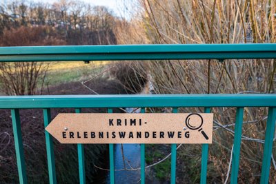 Die Route ist ausgeschildert, kann aber auch über die Plattform Komoot verfolgt werden.