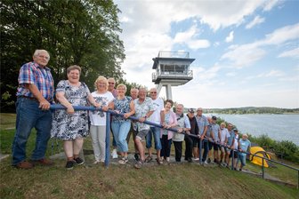 60 Jahre Talsperre Pöhl: Was die Wasserretter der ersten Stunde erlebt haben - Mit einer Fahrgastschiff-Tour über die Pöhl und einem Abend an der Rettungsstation haben ehemalige Rettungsschwimmer an der Talsperre das Jubiläum begangen.