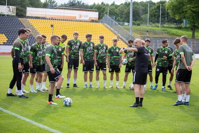 Der VFC Plauen ist mit vielen neuen Gesichtern in die Vorbereitung auf die Oberliga-Saison gestartet. In der Wechselbörse finden Sie alle Zu- und Abgänge auf einen Blick.