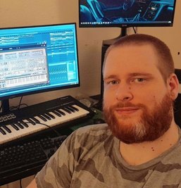 Robbert van Bruggen in seinem Home-Studio in den Niederlanden. 