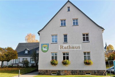 Das Rathaus der Erzgebirgsgemeinde Lichtenberg ist Gastgeber für die Sitzung des Gemeinderates. 