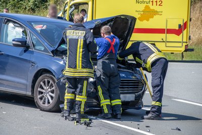 Da Öl austrat musste die Feuerwehr gerufen werden.