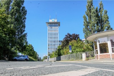 Der Wema-Turm.
