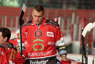 Tobias Lindberg konnte 31 Treffer für die Eispiraten erzielen.