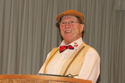 Der Bote des FCP: Frank Olzscha, Präsident a.D., in der Bütt.