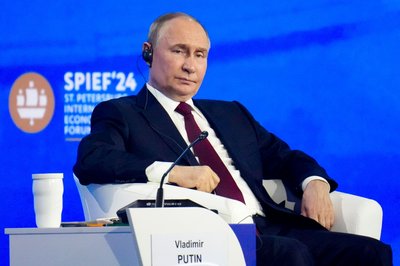  Die Ukraine begehe derzeit "terroristische Verbrechen", findet Kreml-Chef Wladimir Putin. (Archivbild)
