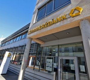 Die Commerzbank schließt ihre Filiale in Meerane. 