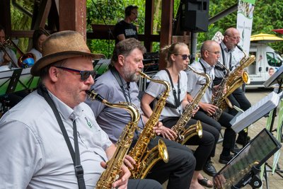 Livemusik erklang vom Brass-Swing-Orchester.