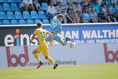 Spielszene zwischen Nico Neidhart und Philip Türpitz.