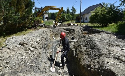 Seit Mitte April wird am zweiten Abschnitt der Landwüster Straße gebaut.
