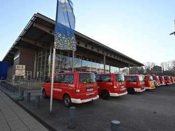 Mit zahlreichen Helfern der Feuerwehren war die Hartmannhalle bereits vor gut einer Woche als Notunterkunft hergerichtet worden. Nun dürften in Kürze erste Geflüchtete dort vorübergehend untergebracht werden. Foto: A.Seidel/A.