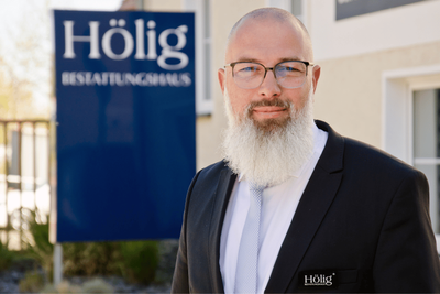 Geschäftsführer im Bestattungshaus Hölig: Josef George
