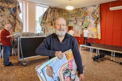 Klaus Neubauer hat über viele Jahre die gesamte Dekoration für den Glösaer Karneval einfallsreich und humorvoll gestaltet. 